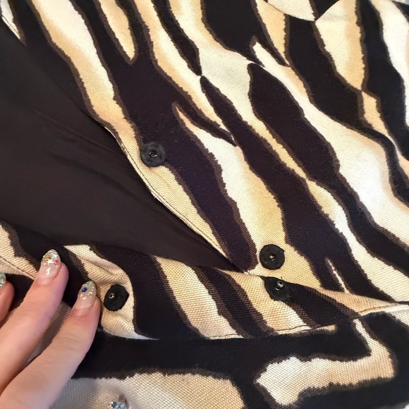 Carlisle Animal Print Linen Blend Short Sleeve Blouse Size 10 - Picture 6 of 9